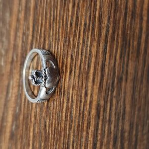 Claudaugh Ring Size 8